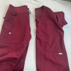 Figs scrubs set